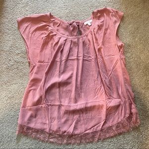 Lauren Condren: Blush blouse